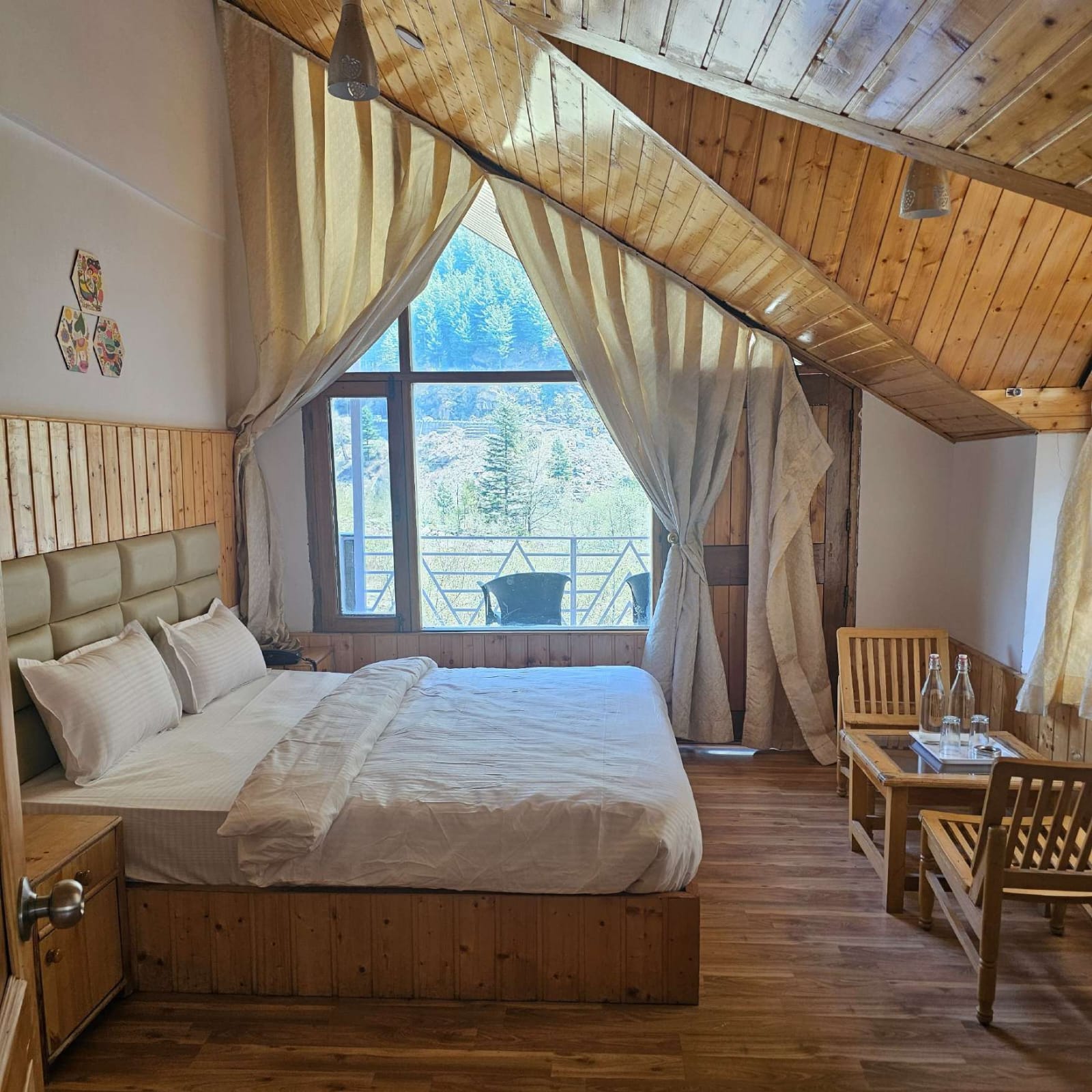 Premium Room